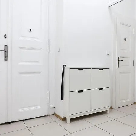 Aparthotel Wenceslas 3*