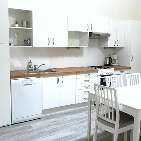 Wenceslas Apartmanhotel 3*