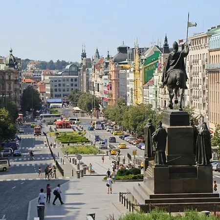 Lägenhetshotell Wenceslas 3*