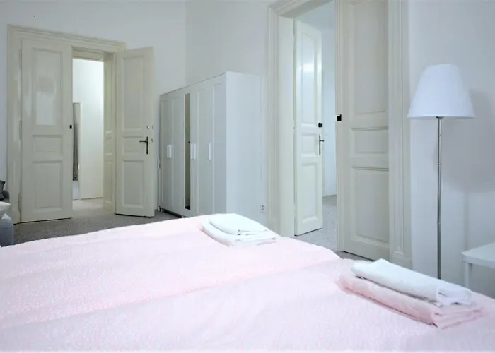 Wenceslas Hotel apartamentowy Praga