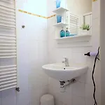Wenceslas Aparthotel 3*