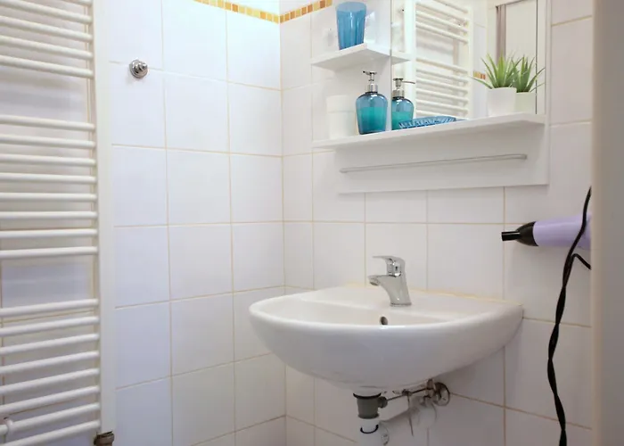 Wenceslas Aparthotel 3*