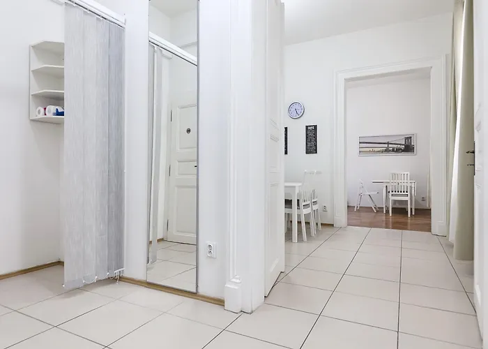 Wenceslas Aparthotel